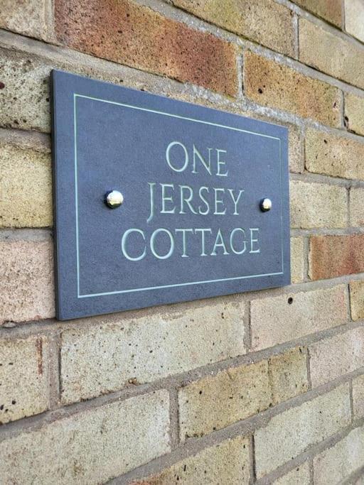 Jersey Cottage Horseheath Экстерьер фото